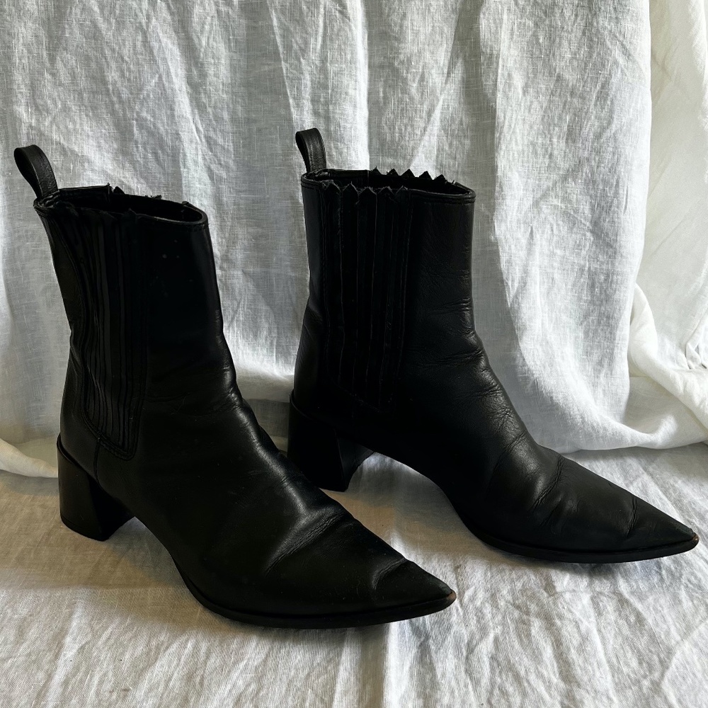 ZARA WOMAN | BLACK LEATHER ANKLE BOOT